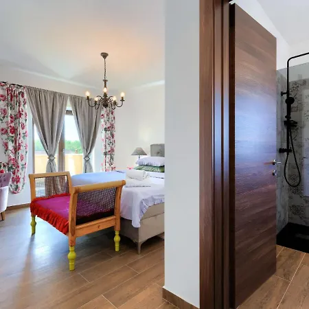 Gasparini By Interhome