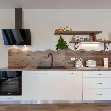 Casa Gasparini By Interhome 펜션 Višnjan